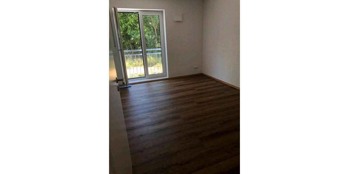 Doppelhaushälfte Kelheim - 5 Zimmer, 130 m&sup2;, 1.490&euro; | Angebot:26007666