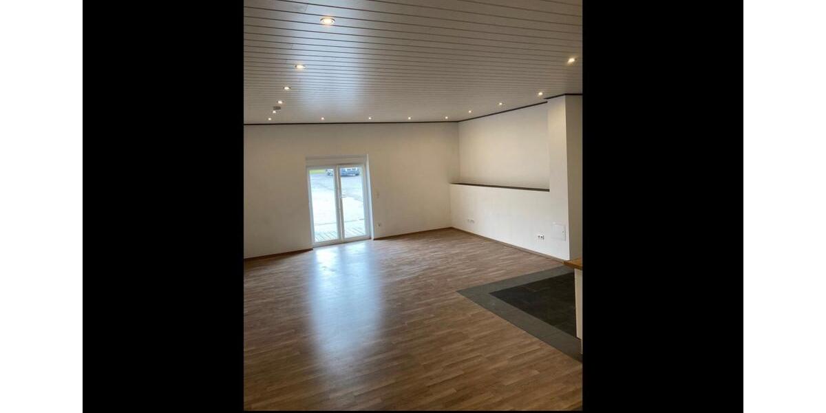 Erdgeschoßwohnung Burglengenfeld - 3 Zimmer, 90 m&sup2;, 289.000&euro; | Angebot:24736503