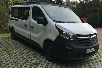 Opel Vivaro 89.700 km 17.900 &euro; Hohenfels 92366