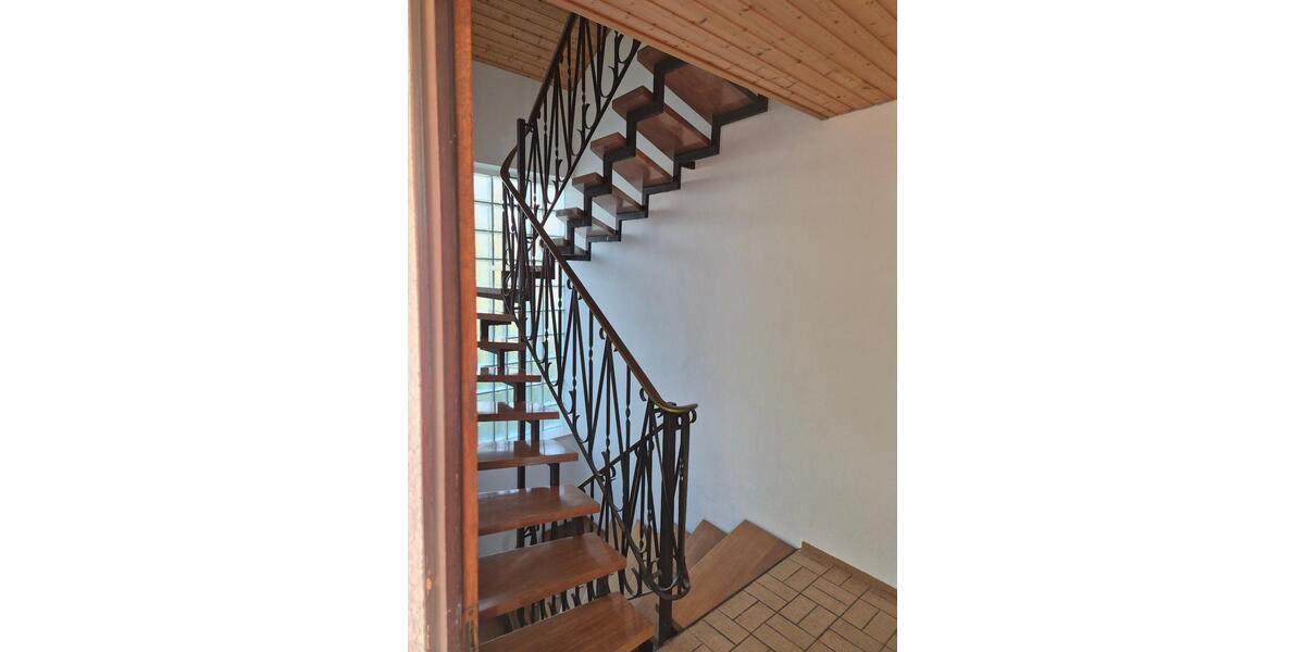 Bungalow Ihrlerstein - 5 Zimmer, 125 m&sup2;, 1.300&euro; | Angebot:27613213
