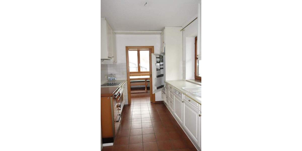 Doppelhaushälfte Laberweinting - 4 Zimmer, 163 m&sup2;, 1.000&euro; | Angebot:25731125