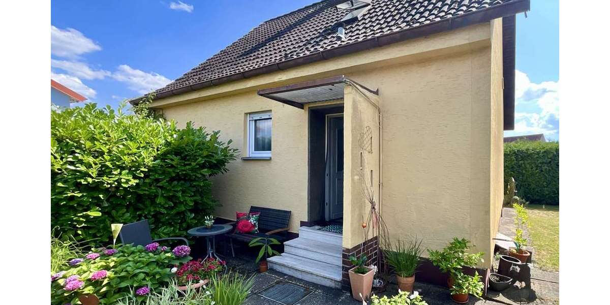 Einfamilienhaus Regenstauf - 4 Zimmer, 92 m&sup2;, 295.000&euro; | Angebot:27521525