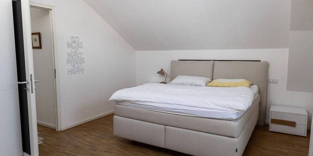 Doppelhaushälfte Regensbsurg Westenviertel - 7 Zimmer, 220 m&sup2;, 1.599.000&euro; | Angebot:26816371