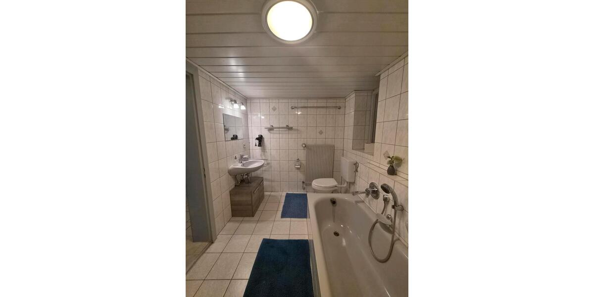 Erdgeschoßwohnung Bad Abbach - 2 Zimmer, 45 m&sup2;, 60&euro; | Angebot:26651982