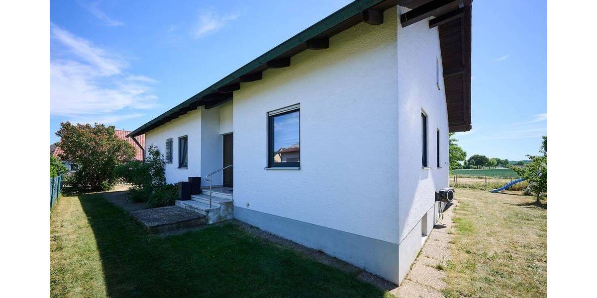 Bungalow Regenstauf Diesenbach - 4 Zimmer, 131 m&sup2;, 465.000&euro; | Angebot:26891634