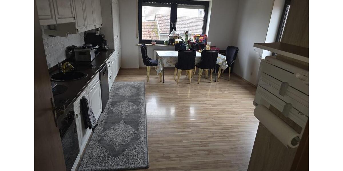 Erdgeschoßwohnung Regensburg Ganghofersiedlung - 4.5 Zimmer, 133 m&sup2;, 1.400&euro; | Angebot:26318838