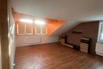 Dachgeschoßwohnung Teublitz - 3 Zimmer, 95 m&sup2;, 750&euro; | Angebot:26614943