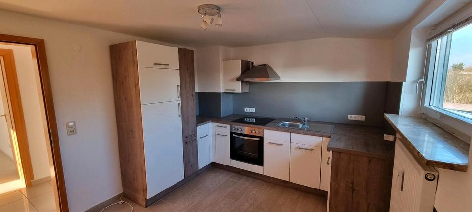 Dachgeschoßwohnung Nittenau - 4 Zimmer, 90 m&sup2;, 800&euro; | Angebot:25960610