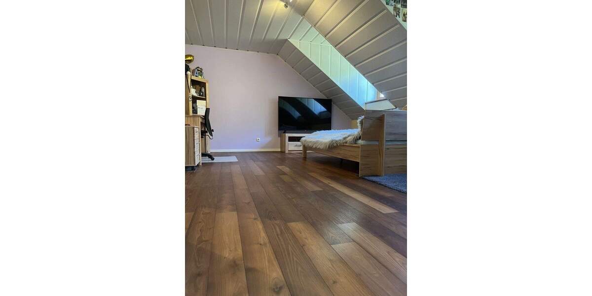 Einfamilienhaus Nittendorf - 7 Zimmer, 245 m&sup2;, 1.099.000&euro; | Angebot:25756414