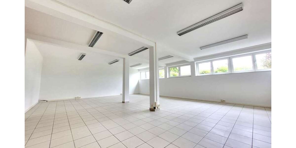 Büro in Regensburg 757,50 € 101 m² zimmer