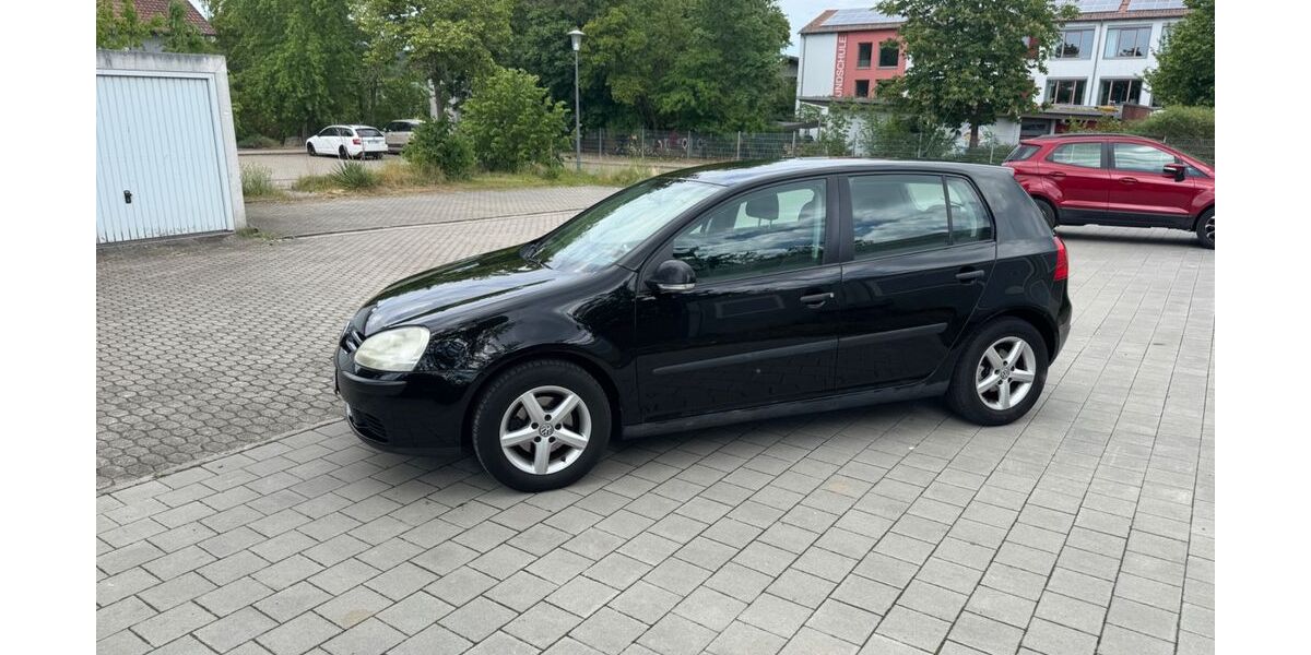 VW Golf 205.000 km 2.250 &euro; Regenstauf 93128
