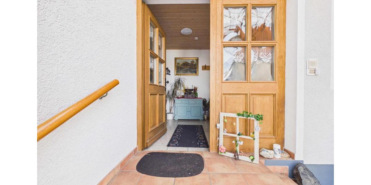 Doppelhaushälfte Kallmünz - 5 Zimmer, 144 m&sup2;, 444.000&euro; | Angebot:25885902