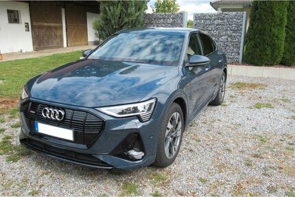 Audi e-tron 28.200 km 42.900 € Neustadt 93333