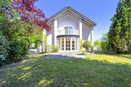 Haus zum Kaufen in Bad Abbach 879.000 € 228 m²