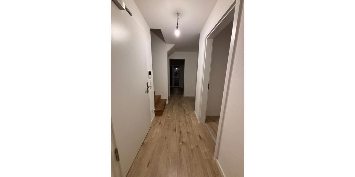 Exklusive Wohnung mit Dachterrasse 5.5 zimmer