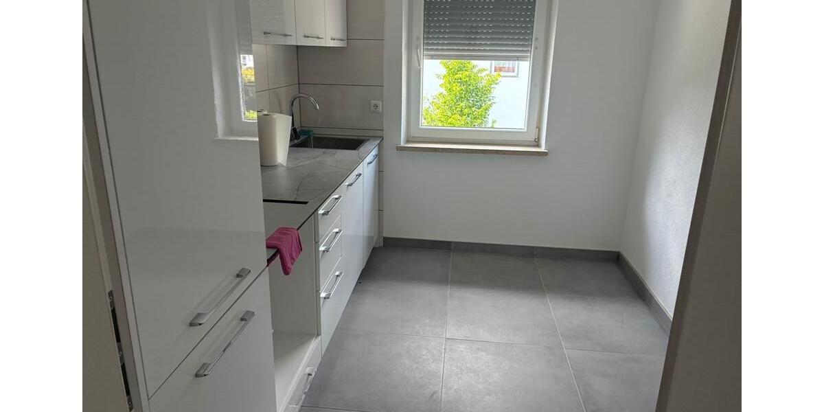 Etagenwohnung Hemau - 4 Zimmer, 70 m&sup2;, 950&euro; | Angebot:26693033