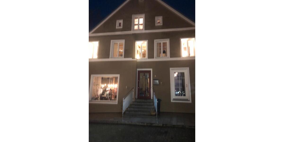 Einfamilienhaus Abensberg - 8 Zimmer, 300 m&sup2;, 525.000&euro; | Angebot:26932902