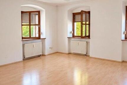 Wohnung Beratzhausen - 7 Zimmer, 120 m&sup2;, 980&euro; | Angebot:27601893
