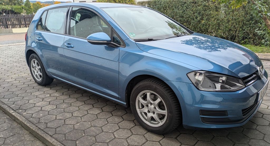 VW Golf 106.000 km 9.190 € Wenzenbach 93173