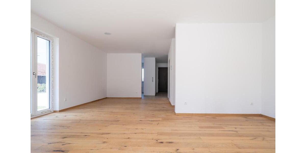 Doppelhaushälfte Aufhausen - 4 Zimmer, 135 m&sup2;, 1.350&euro; | Angebot:26193645