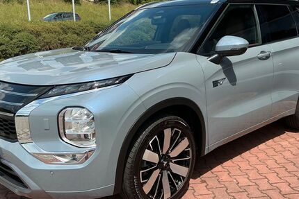 Mitsubishi Plug-in Hybrid Outlander 15.086 km 44.990 &euro; Burglengenfeld 93133