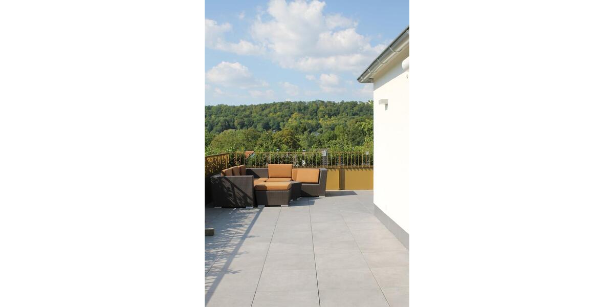 Regensburg-West, 110qm, Sky Suite, hochwertig möbliert und vollständig ausgestattet bis zu 3 Personen 3 zimmer