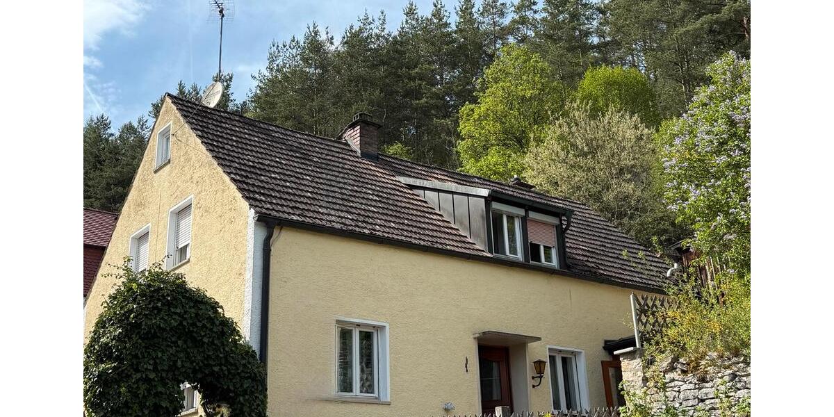 Einfamilienhaus Burglengenfeld - 6 Zimmer, 90 m&sup2;, 142.000&euro; | Angebot:26465305