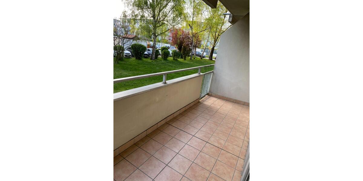 schöne gepflegte 2Zi-Wohnung mit Balkon, Westenviertel Regensburg 2 zimmer