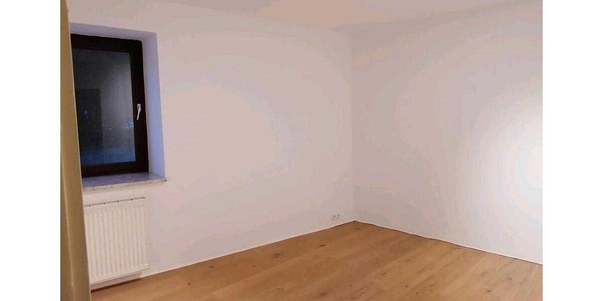 Einfamilienhaus Regensburg Brandlberg - 5 Zimmer, 130 m&sup2;, 1.250&euro; | Angebot:26338338