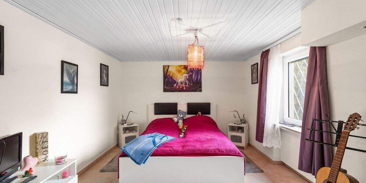 Einfamilienhaus Hemau Hohenschambach - 8 Zimmer, 166 m&sup2;, 505.000&euro; | Angebot:25743845