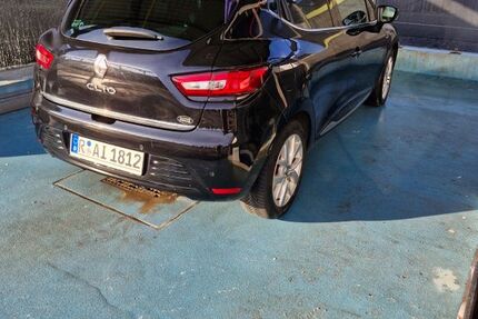 Renault Clio 81.000 km 9.200 &euro; Regenstauf 93128