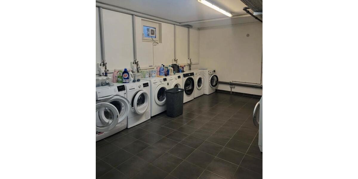 Teilmöblierte 2 Zimmer Wohnung mit Balkon 2 zimmer