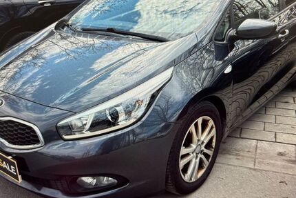 Kia ceed / Ceed 195.600 km 5.700 &euro; Langquaid OT Niederleierndorf 84085