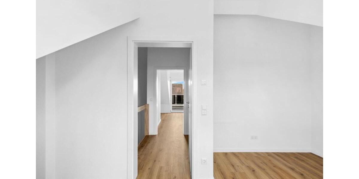 Gehobenes Reihenendhaus zum Erstbezug 5.5 zimmer