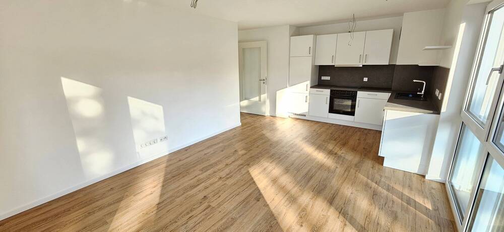 Einziehen und Aufleben - Exklusive Wohnung 3 Zimmer Wohnung mit Einbauküche und Balkon und Gartenanteil am Hochweg