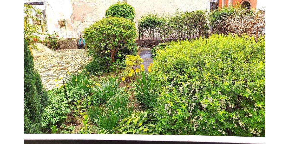 Preishammer! Schicke 2-Zimmer-Wohnung mit Loggia in der historischen Altstadt von Regensburg 2 zimmer