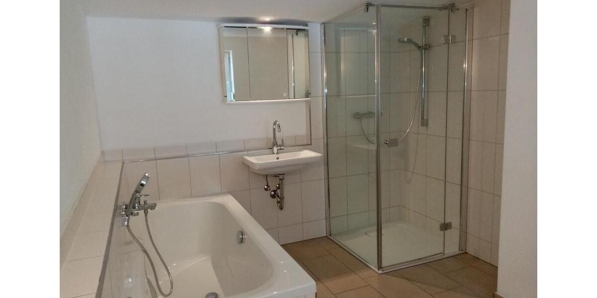 Einfamilienhaus Ihrlerstein - 6 Zimmer, 137 m&sup2;, 1.250&euro; | Angebot:26614473