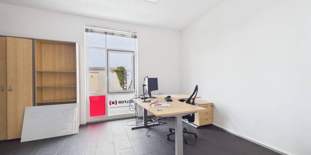 Gewerbeobjekt Neutraubling - 1.641.600&euro; | Angebot:25929471