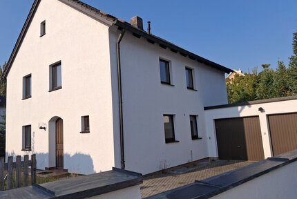 Zweifam. Haus für Bastler! Roter-Brach-Weg! Großer Garten! RENOVIERUNGSBEDÜRFTIG!