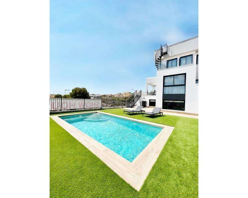 Haus zum Kaufen in Algorfa 520.000 € 238 m²