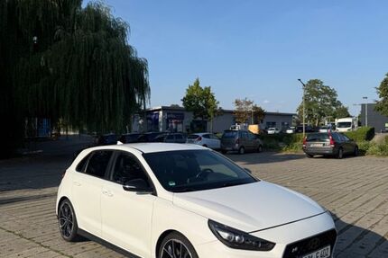 Hyundai i30 159.000 km 15.199 &euro; Regensburg 93051