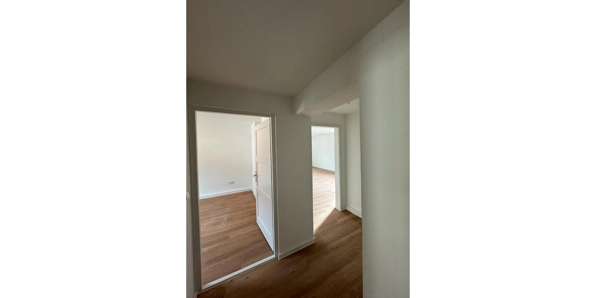 Etagenwohnung Saal an der Donau - 3 Zimmer, 65 m&sup2;, 730&euro; | Angebot:27540111