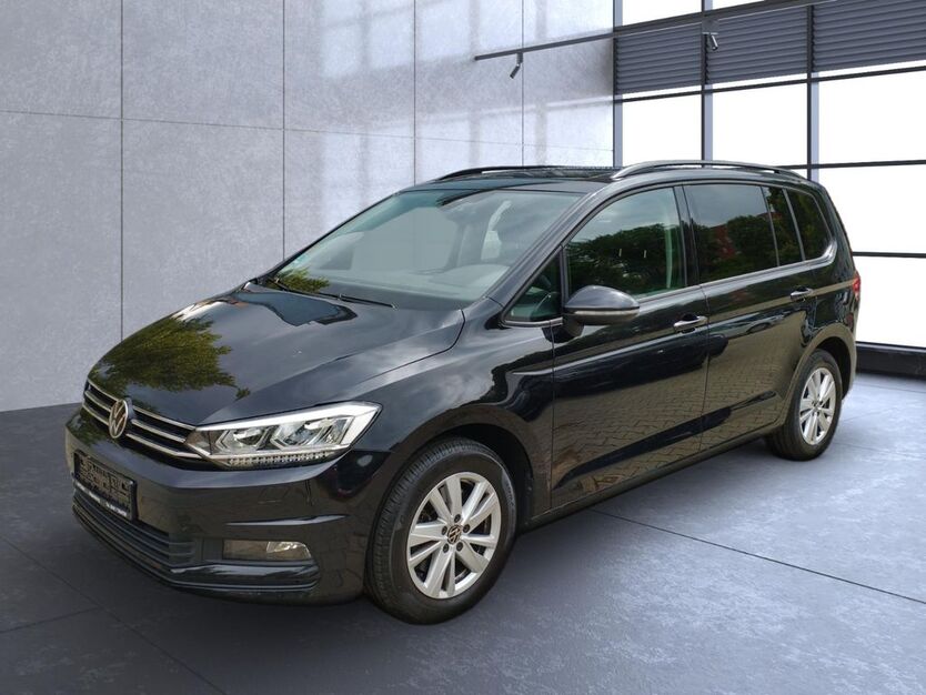 VW Touran 30.900 km 33.190 € Regensburg 93053