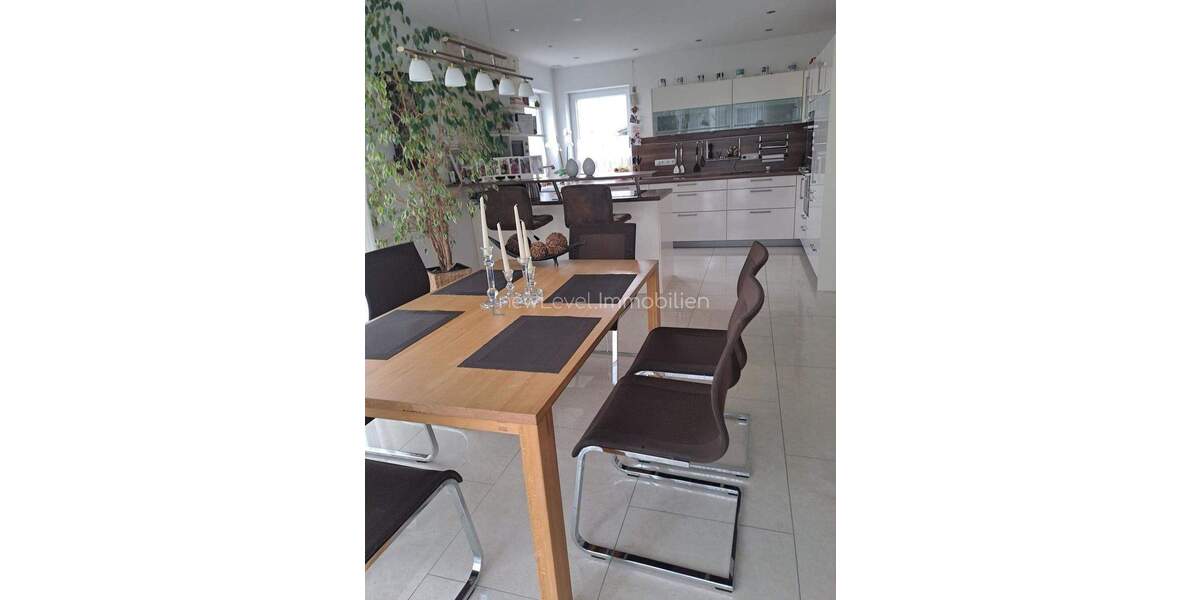 Einfamilienhaus Barbing - 5 Zimmer, 150 m&sup2;, 859.000&euro; | Angebot:25768244