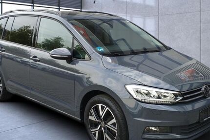 VW Touran 25.900 km 33.890 &euro; Regensburg 93053