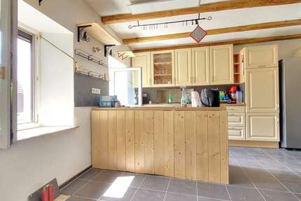 Haus Nittenau - 5 Zimmer, 128 m&sup2;, 300.000&euro; | Angebot:21917521