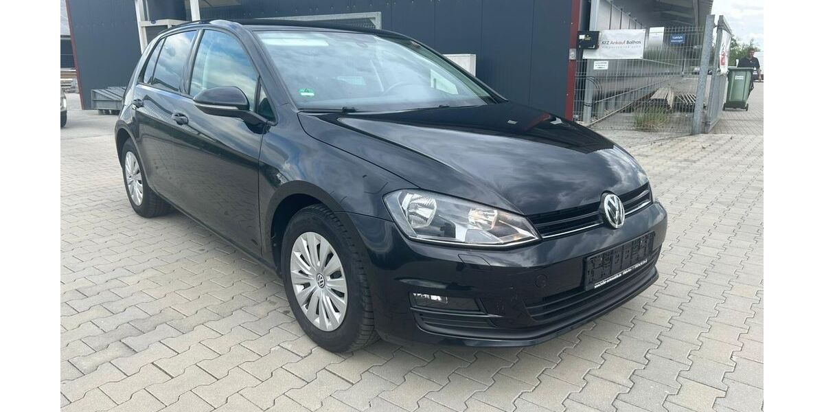 VW Golf 185.000 km 6.700 &euro; Köfering 93096
