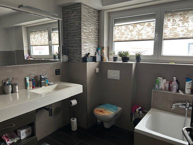 Reihenhaus Regenstauf - 5 Zimmer, 149 m&sup2;, 590.000&euro; | Angebot:26539806