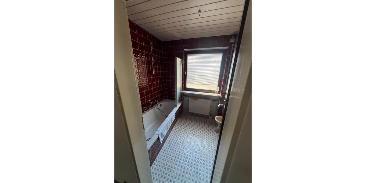 Doppelhaushälfte Tegernheim - 8 Zimmer, 150 m&sup2;, 625.000&euro; | Angebot:20934572