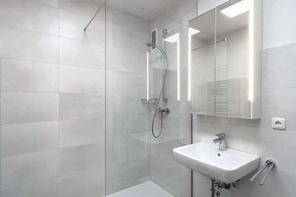 Wohnung Regensburg Konradsiedlung - 3 Zimmer, 85 m&sup2;, 1.150&euro; | Angebot:26216890